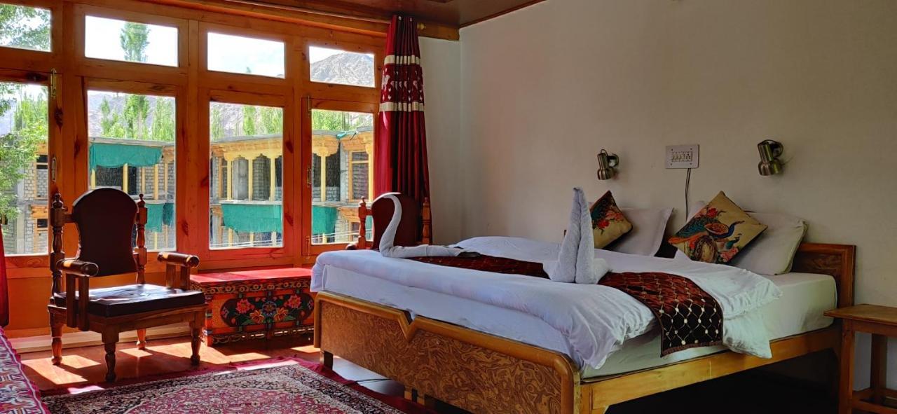Youthok Guest House เลห์ ภายนอก รูปภาพ